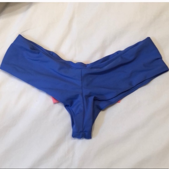 Bow tie bikini bottoms - Picture 3 of 3